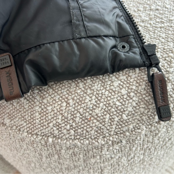 RUDSAK woman’s Black Puffer Coat with Fur Hood - Picture 6 of 13